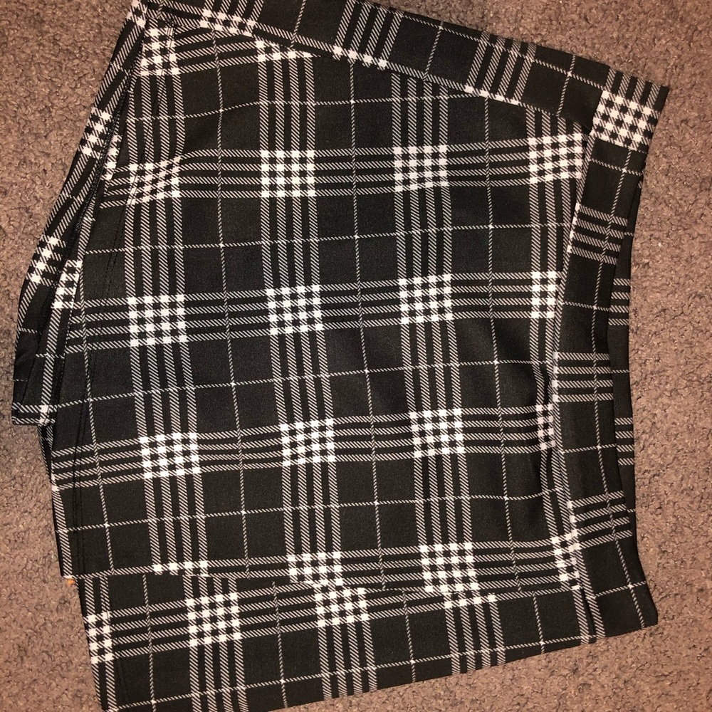 plaid skirt
